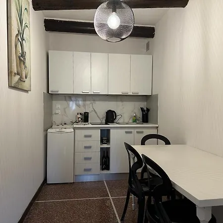 Welc-om Savonarola Open Space Apartamento