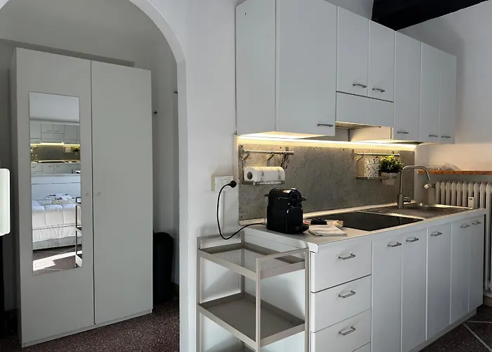 Welc-om Savonarola Open Space Apartment