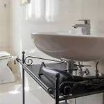 Welc-om Savonarola River View Apartman