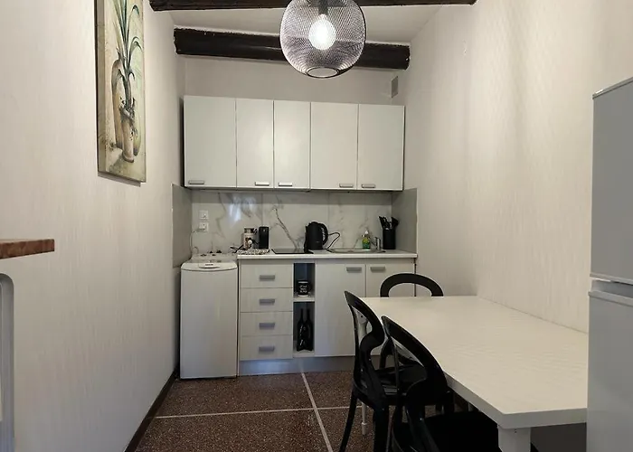 Welc-om Savonarola Open Space Apartamento